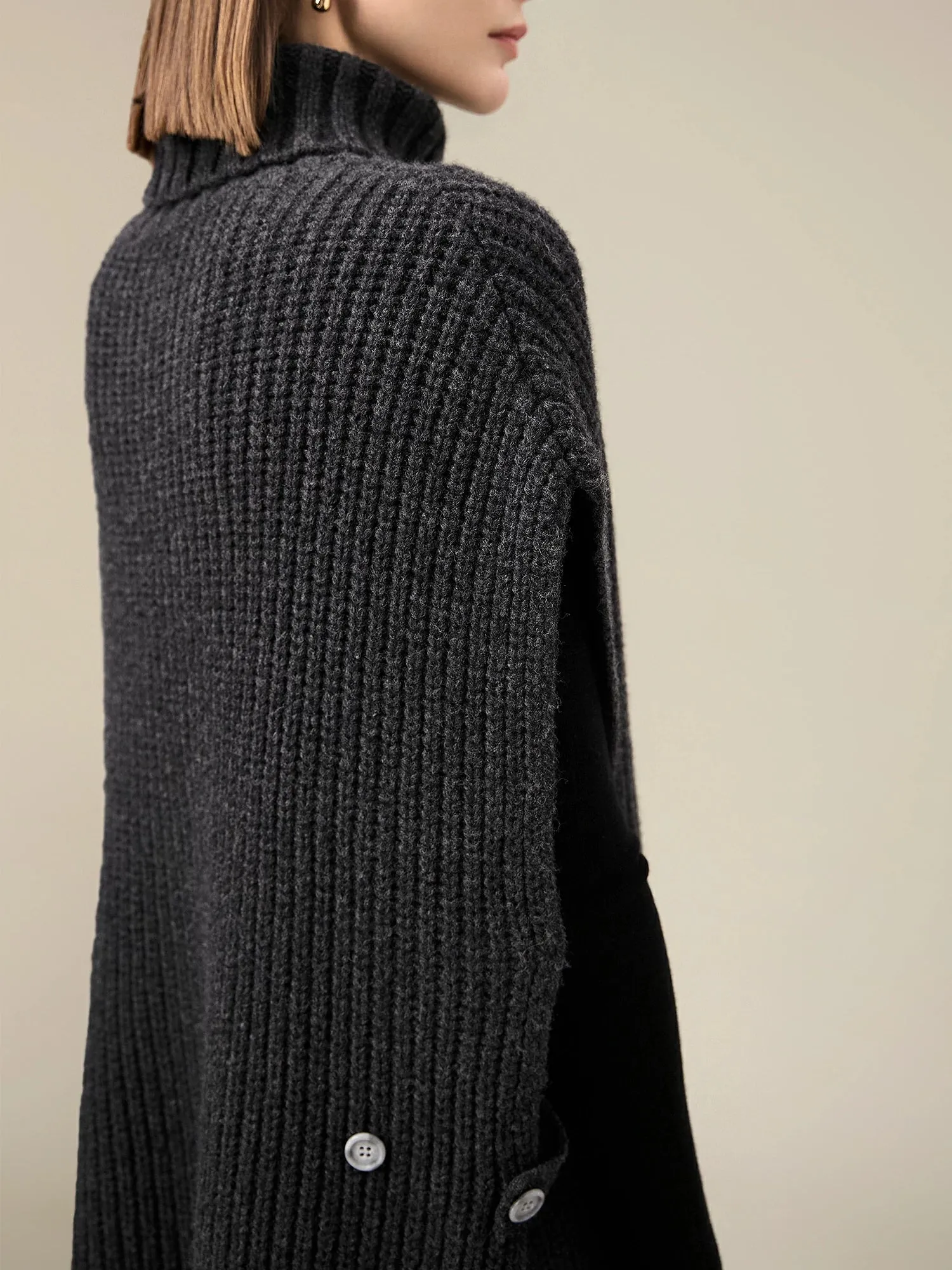 Amoretu 100% Wool Turtleneck Sleeveless Knit Vest