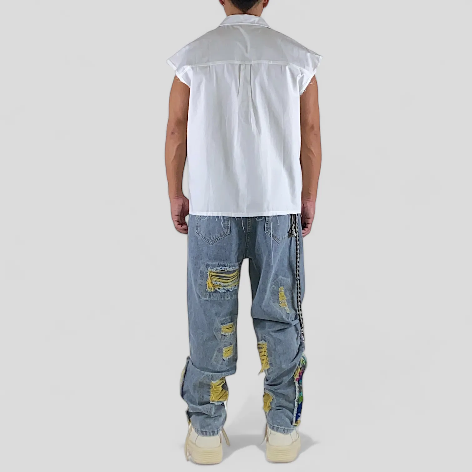 Multi-color embroidered baggy jean