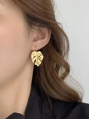 Normcore Leaves Shape Solid Color Drop Earrings