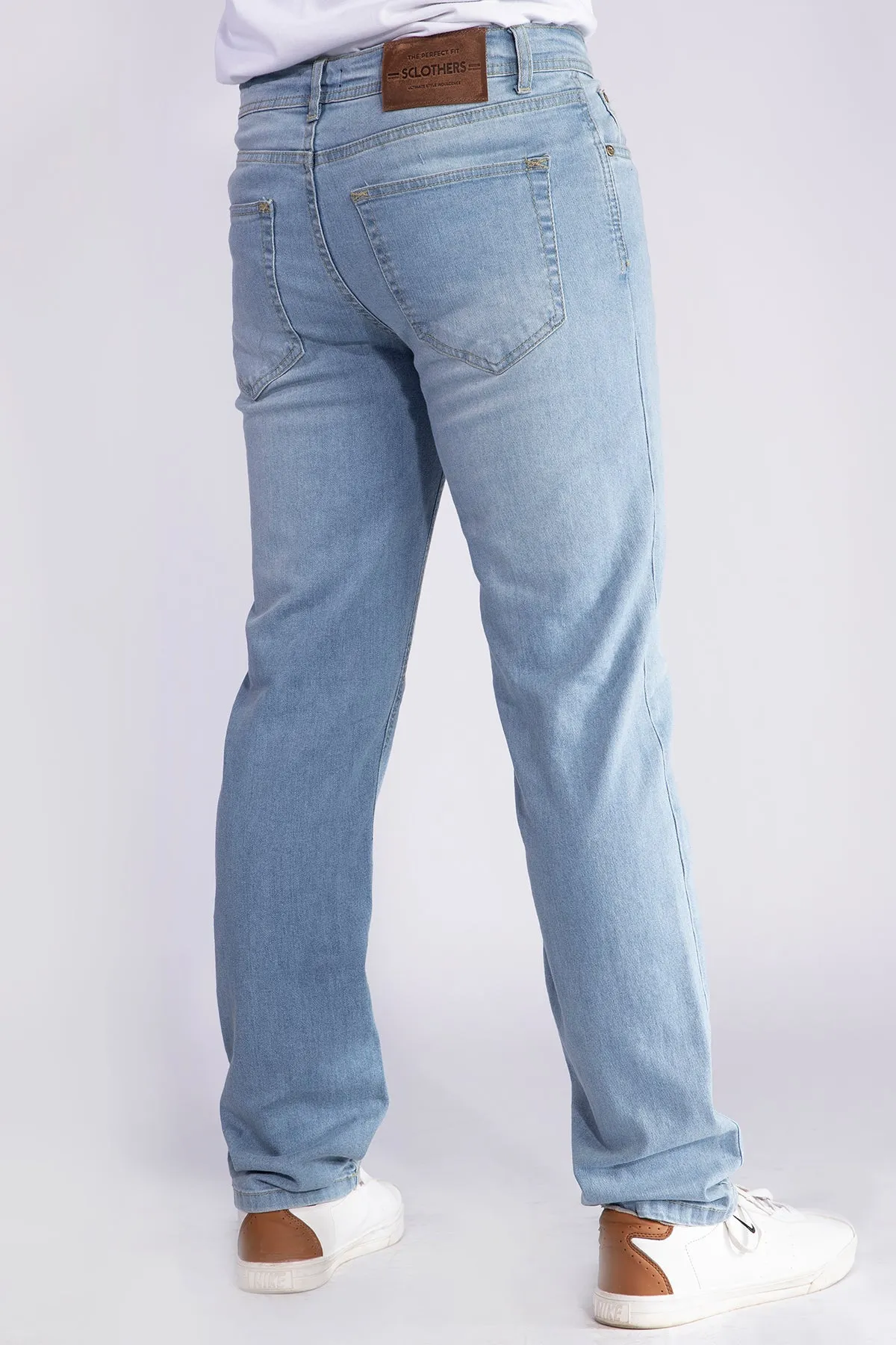 Straight Fit Light Wash Jeans - W21 - MDJ003R