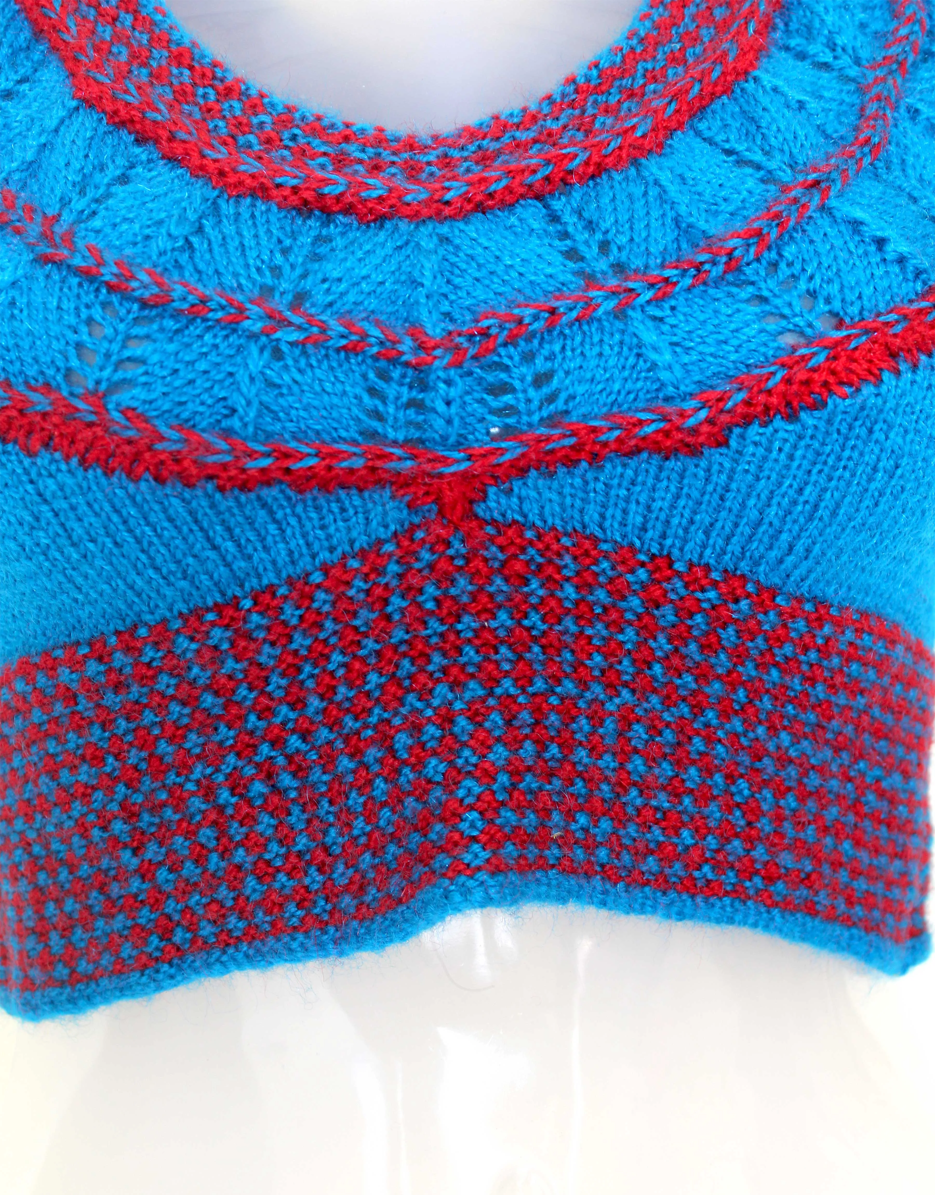 Stylish Round Neck Woolen Knitted Handmade Women Blouse - Yale & Red