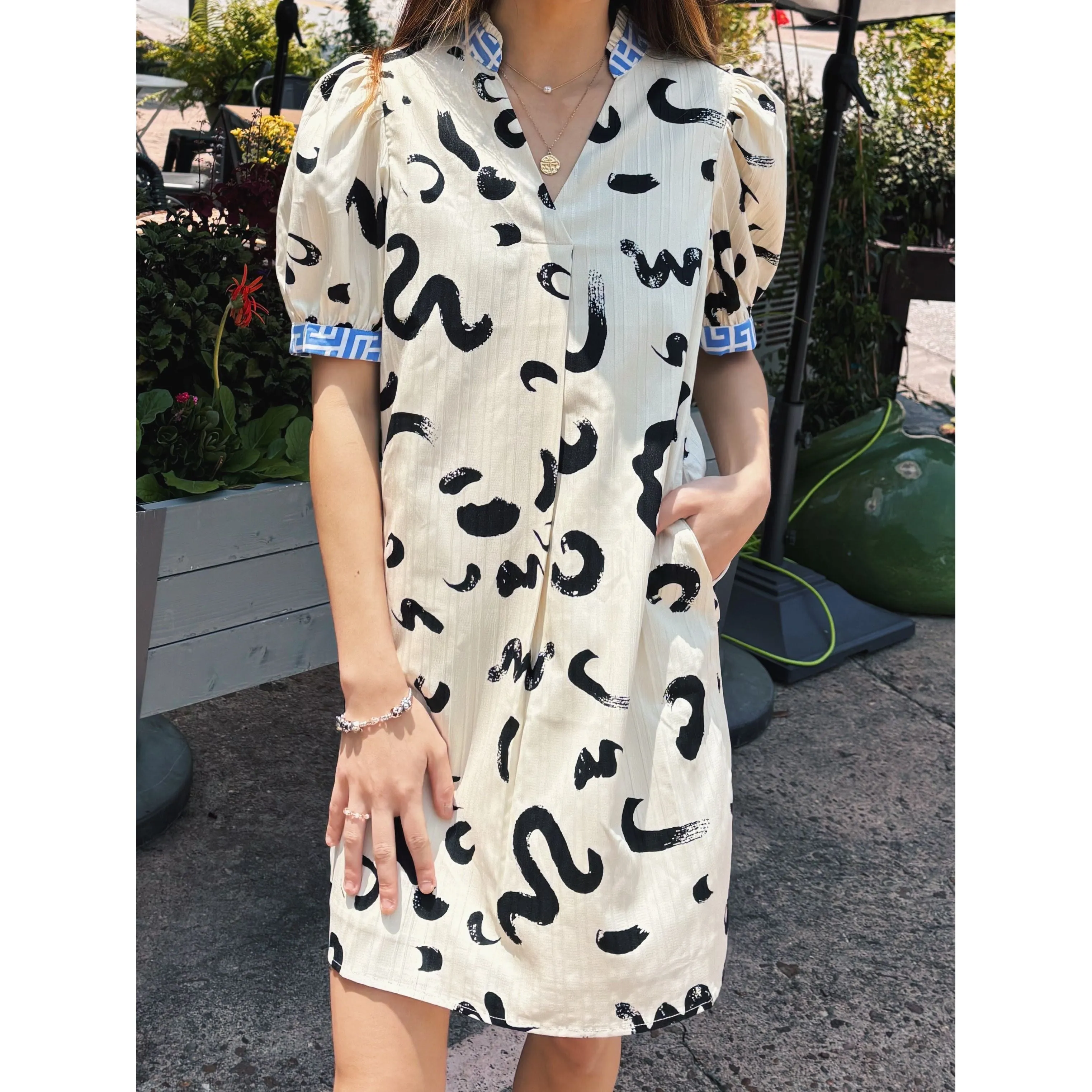 Vikki Puff Sleeve Print Midi THML Dress